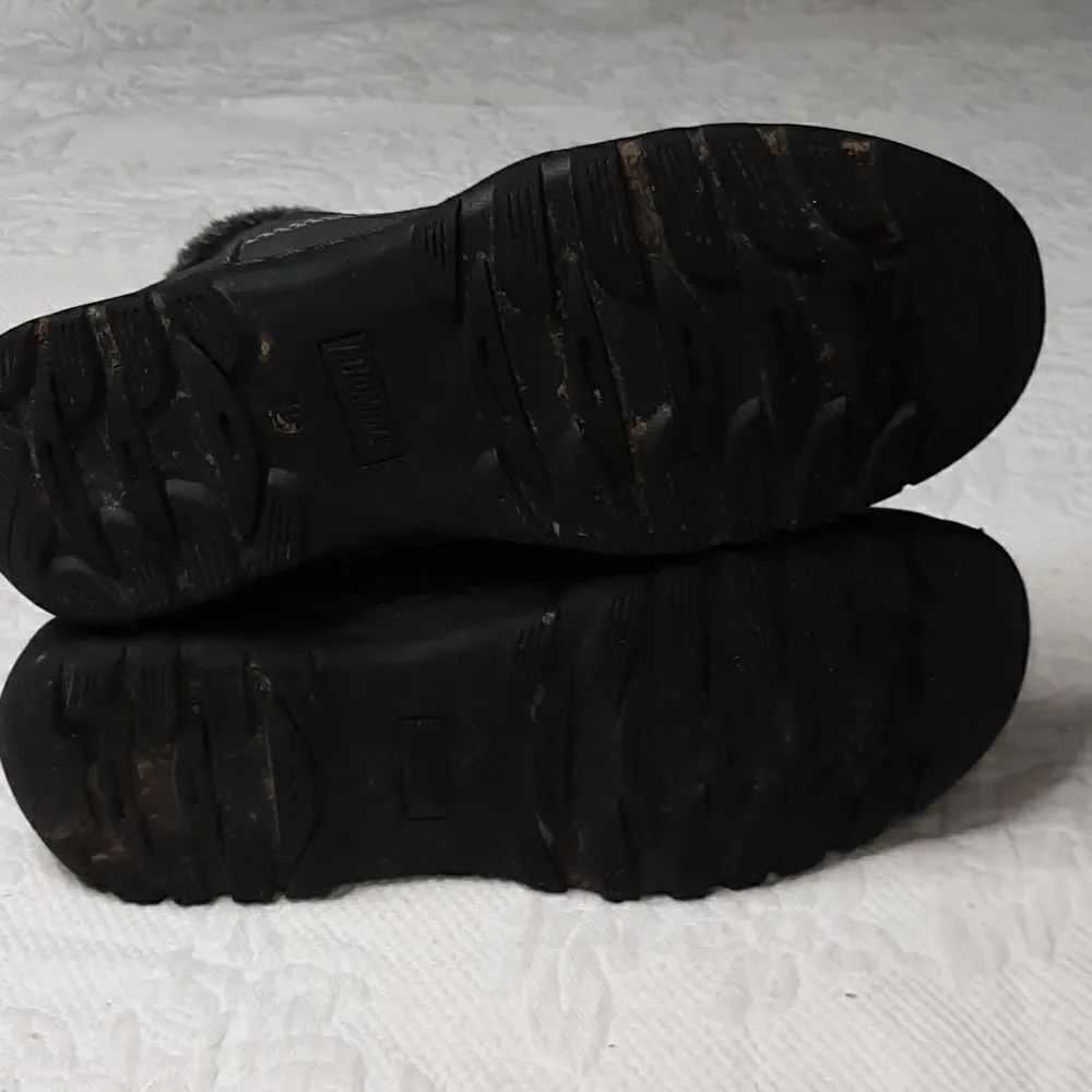KHOMBUâGrayâWinterâBooties - Picture 11 of 13